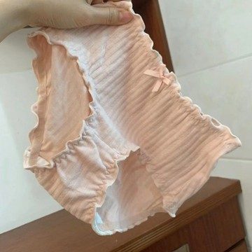 ✨台灣出貨✨新品女生木耳邊內褲中腰舒適純棉透氣純欲ins風甜美少女三角短褲