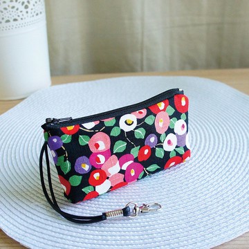 Lovely日本布【山茶花拉鍊鑰匙包、黑】放得下約7把鑰匙