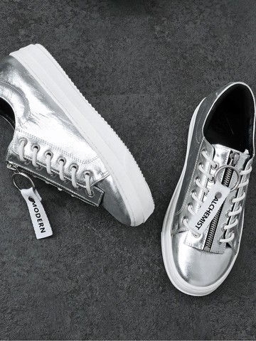 Sneakers Edition Lettering Line 17_Silver