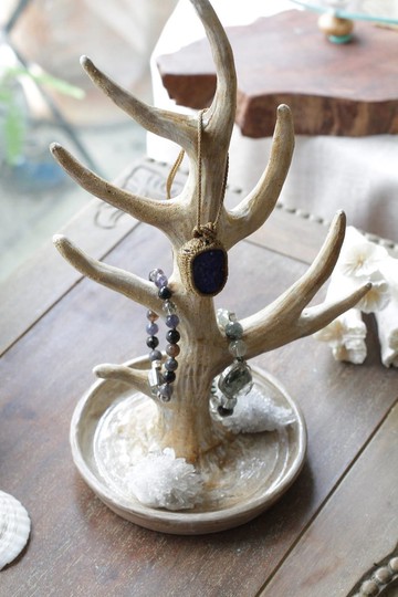 純手捏鹿角形陶瓷飾品掛架/展覽架