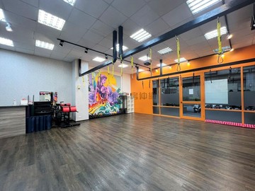 專任【施華洛奇】投資自用皆適宜近民視金店面｜新北市林口區文化二路二段