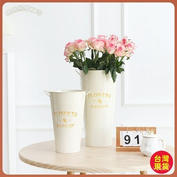 【北歐鐵皮花桶】家用醒花桶 客廳裝飾 幹花插花桶 花店泡花 鮮花花桶 水桶 北歐風 客廳裝飾 插花桶 醒花桶 花桶 水桶