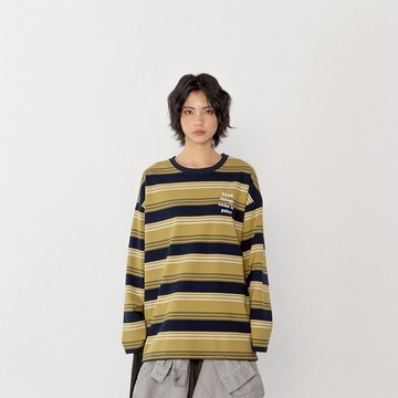 QUEENSHOP_F 女裝 長袖 配色英文刺繡條紋寬版上衣 兩色售 現+預 【01099195】