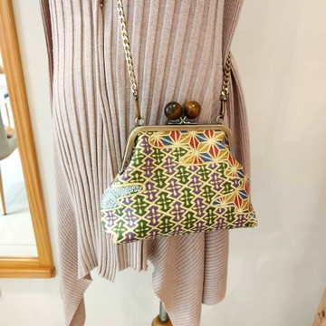 Miranda Handmadex覓品竹北手作店-手提斜背口金包-山水畫