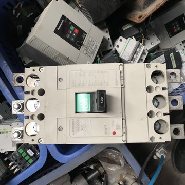 原裝三菱電機塑殼斷路器空氣開關老款NF630-CW 500A現貨九五新