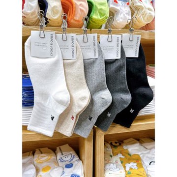 EMPOLE韓國進口襪子女東大門春秋簡約字母R休閑運動吸汗棉中筒襪