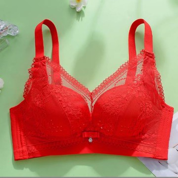 薄款貴姿芳6696無鋼圈蒲公英溫變杯月牙型內托聚攏上托內衣 BC杯