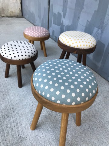 TOMO - 碰皮 /小圓點/ 原木 椅凳 邊桌 入厝 送禮