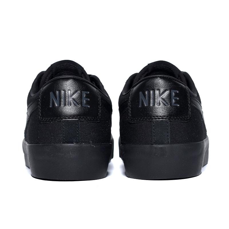 日本未発売 NIKE SB ZOOM BLAZER LOW PRO GT 