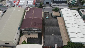 楊小扁~臨海工業區25米面寬霸氣廠房｜高雄市小港區東林路