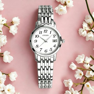 CITIZEN 星辰表 / EW1580-50B / 光動能 數字時刻 藍寶石水晶玻璃 日期 不鏽鋼女錶 白色 27mm