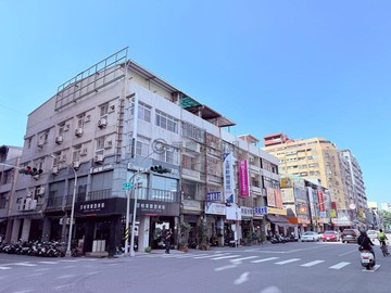 近亞洲新灣區大面寬邊間收租金雞母透天｜高雄市苓雅區林森二路