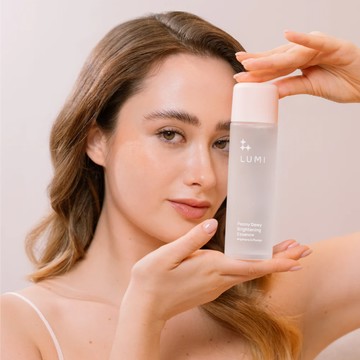 水水一起變漂亮【LUMI】牡丹水潤亮白精華 - 150ml 肌膚保養 清透亮澤 補水保濕 水噹噹 一起變漂亮 打造好氣色 女生禮物 閨蜜禮