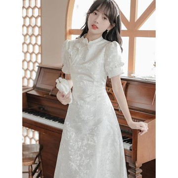 法式新中式白色收腰顯瘦a字連衣裙女夏季高級感復古國風改良旗袍