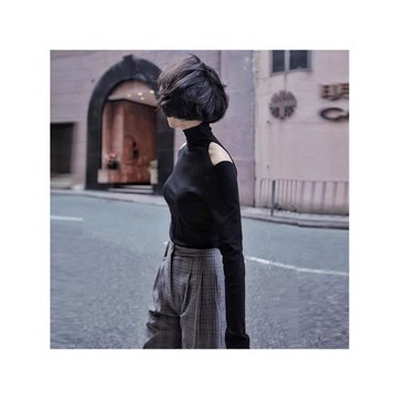 2025春秋新款半高領露肩針織衫女長袖修身小心機性感內搭打底衫