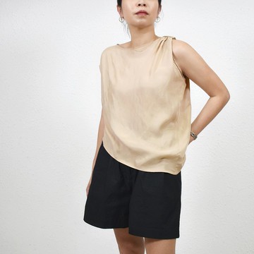 Carreman Top- Beige 淺杏色不對稱上衣