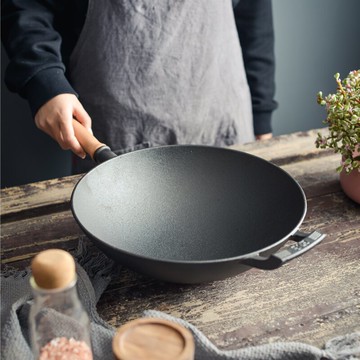小幸福大鐵鍋炒鍋家用炒菜鍋鑄鐵鍋老式燃氣灶適用無涂層不粘鍋