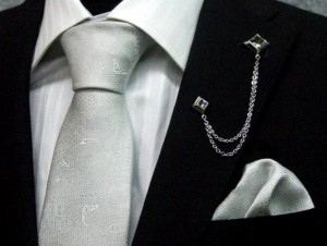 スタイリッシュタイ ポケットチーフ付 銀系 シルク100 日本製 結婚式 ペイズリー柄 フォーマルネクタイ メール便可 通販 Lineポイント最大1 0 Get Lineショッピング