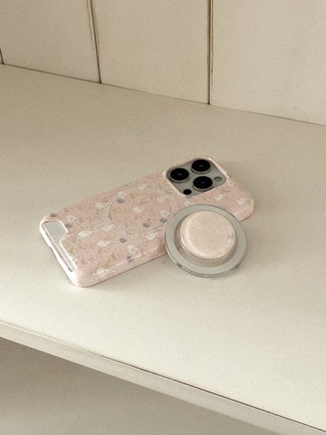 Spring Fur Bliss Design MagSafe Epoxy Phone Grip