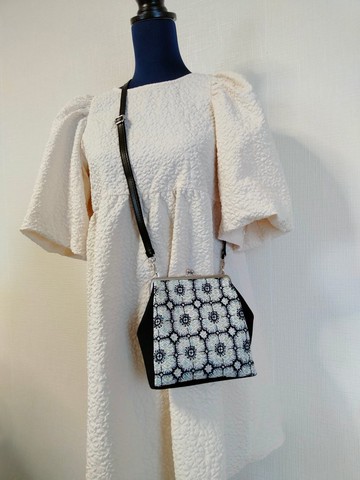 mina perhonen anemone 小斜背包