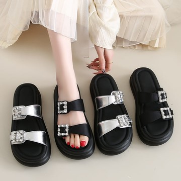 【現貨出清】厚底鞋．優雅一字金屬釦拖鞋．白鳥麗子