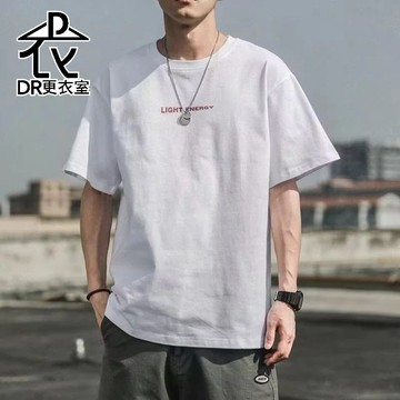 DR更衣室-男生衣服 休閒LIG英文印花t恤 五分袖 男裝 圓領 夏季穿搭 短袖 大尺碼5XL【NL623464】
