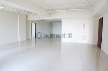 雙主臥海景平車豪邸⭐️三多商圈捷運宅⭐️星海灣｜高雄市前鎮區中山二路