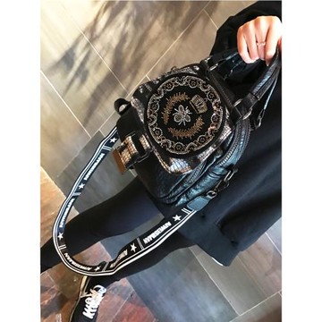 香港包包女包2024新款夏時尚雙肩包女韓版單肩斜挎包百搭手提包潮