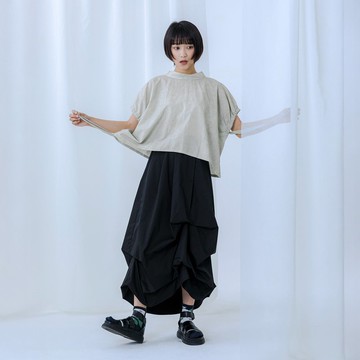 飄帶方型剪裁渲染上衣