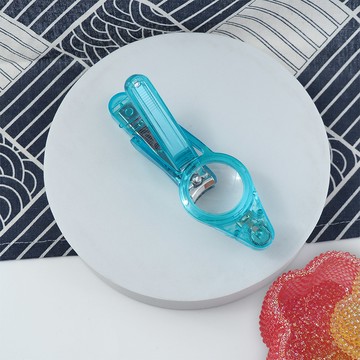 日本製LED放大鏡指甲剪-水藍色