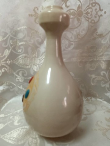 北宋易定銘刻嵌寶石玉壺春蒜頭瓶