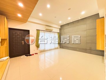 6米大面寬別墅/四戶小社區/住戶單純/屋況佳｜宜蘭縣五結鄉孝威一路