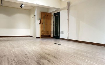 鼓山美術館特區｜近農十六｜大四房｜高雄市鼓山區中華一路