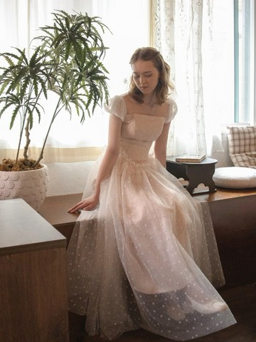 Edel 花卉點點粉米色禮服