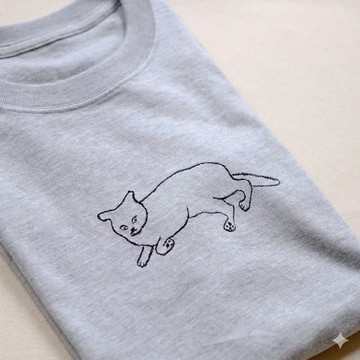 放鬆貓 刺繡T恤