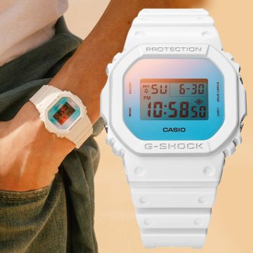 CASIO 卡西歐 G-SHOCK 夏日海灘 多彩搶眼鏡面 方形電子錶 送禮 禮物 推薦 DW-5600TL-7