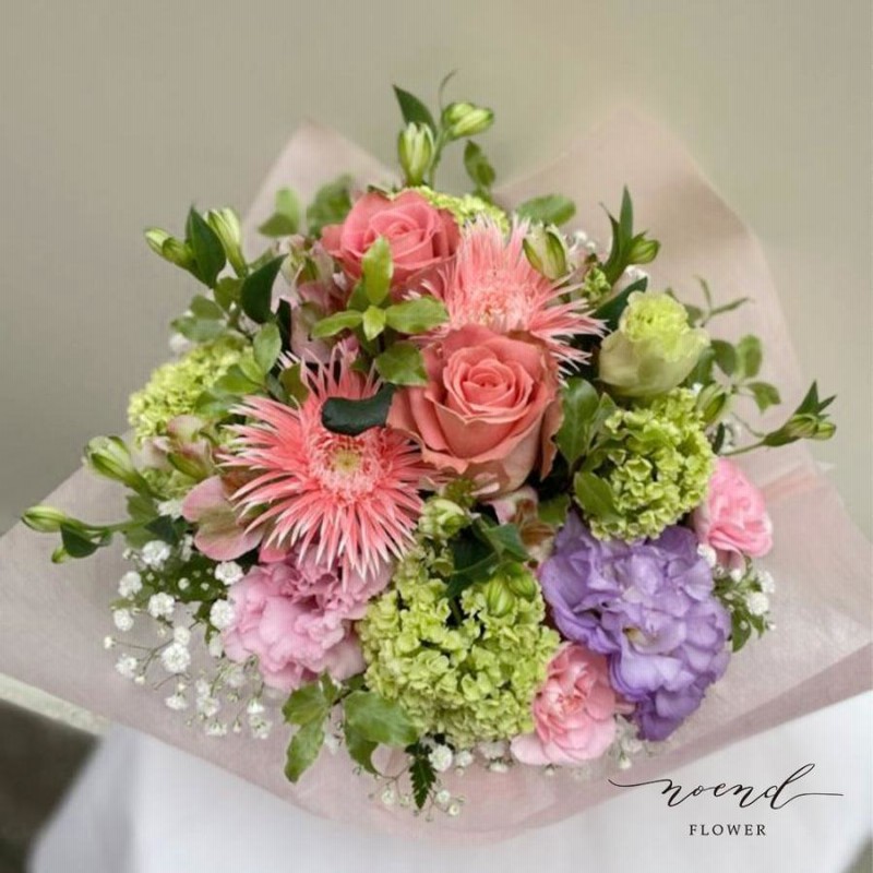 花 ギフト バラ入りフラワーアレンジメントsサイズ 誕生日プレゼント 結婚記念日 出産祝い 退院祝い 通販 Lineポイント最大0 5 Get Lineショッピング