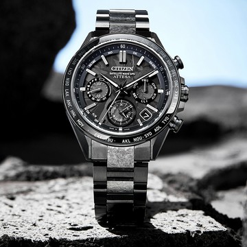 CITIZEN 星辰 HAKUTO-R限定款ATTRSA衛星對時鈦金屬計時男錶-黑/44.6mm(CC4067-66E)