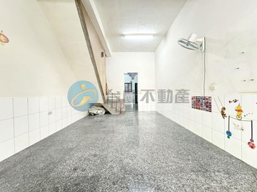 岡山#樂購百貨/高醫/河堤綠地3樓增值透天｜高雄市岡山區懷德路