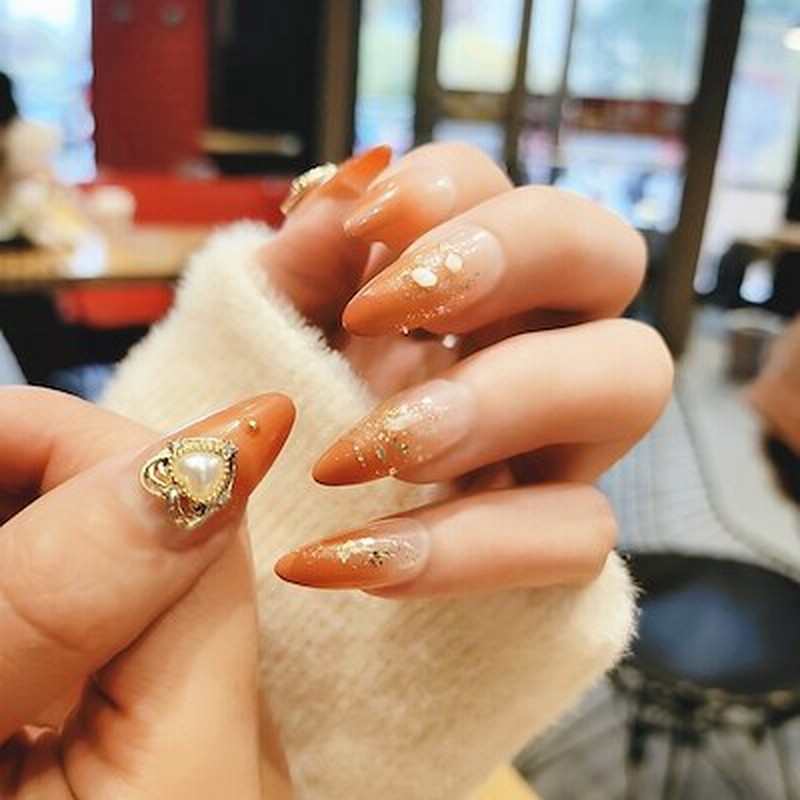 ネイルチップ つけ爪 の使い方 正しい付け方 外し方とは ネイルアート All About 50枚ネイル グルーステッカー 両面フレキシブルフェイクネイルチップ Acores Com Br