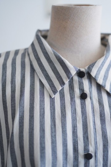 粗灰直條紋超寬版四方襯衫