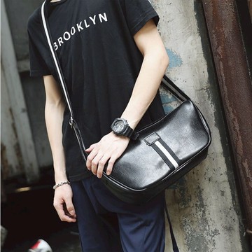 【5折超值價】經典時尚餃子造型單肩包休閒戶外街頭斜背包