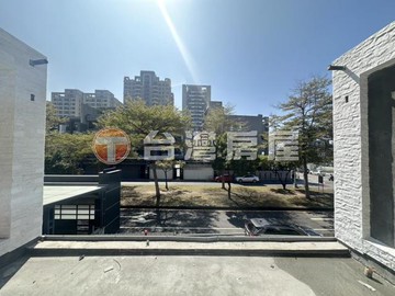 獨家專賣正廍子國小旁朝南全新面綠園道五房電梯豪墅｜台中市北屯區太和六街