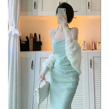 爆款直降價 女裝 洋裝 顯瘦洋裝 連身裙 裙裝  吊帶連衣裙2025新款夏法式純欲風高級感掛脖連衣裙收腰顯瘦包臀裙