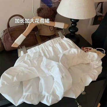 【台灣出貨】Glove 白色高腰半身短褲 雲朵蓬蓬花苞褲裙 小個子微胖顯瘦短褲 淡人穿搭裙 短褲裙 高腰裙 高腰短褲 短