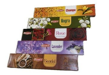 [綺異館] 印度香 TRIDEV 黃金花/ 薰衣草/印度茉莉花/ 玫瑰/檀香 薰香 舒壓