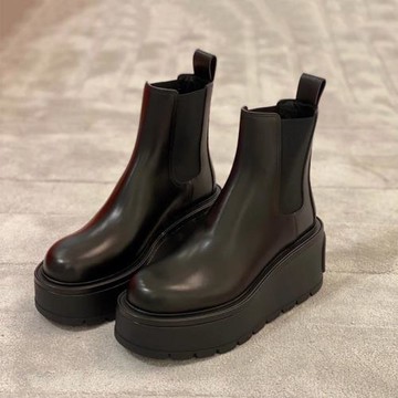 2020秋季新款英倫風帥氣切爾西短靴松糕厚底黑色圓頭套筒馬丁靴女