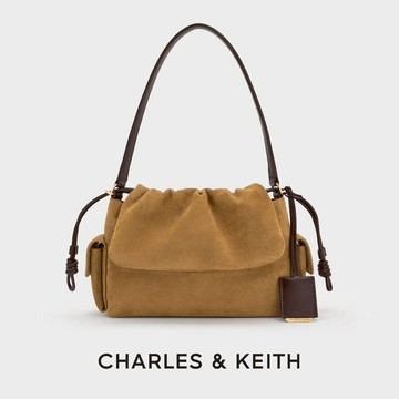 【CHARLES & KEITH】Khai 麂皮肩背包｜秋冬新品｜韓韶禧同款｜陪伴你每個重要時刻｜生日禮物｜快速出貨｜小CK