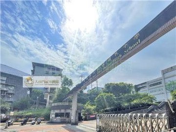 信義國中旁全新裝潢邊間採光方正｜基隆市信義區東信路
