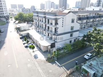 楠梓高雄大學大地坪花園車墅｜高雄市楠梓區大學十街